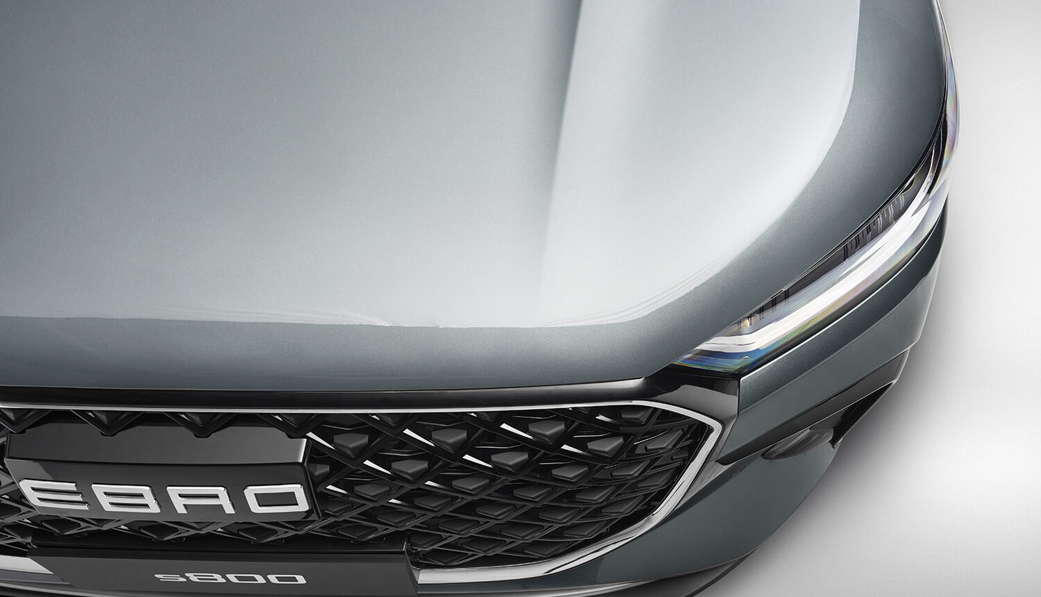 Nuevo EBRO s800 Luxury Detalle Delantera