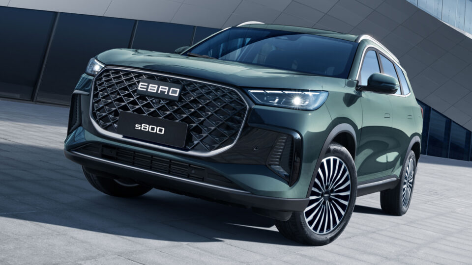 Nuevo EBRO s800 Luxury Vista Frontal Lateral